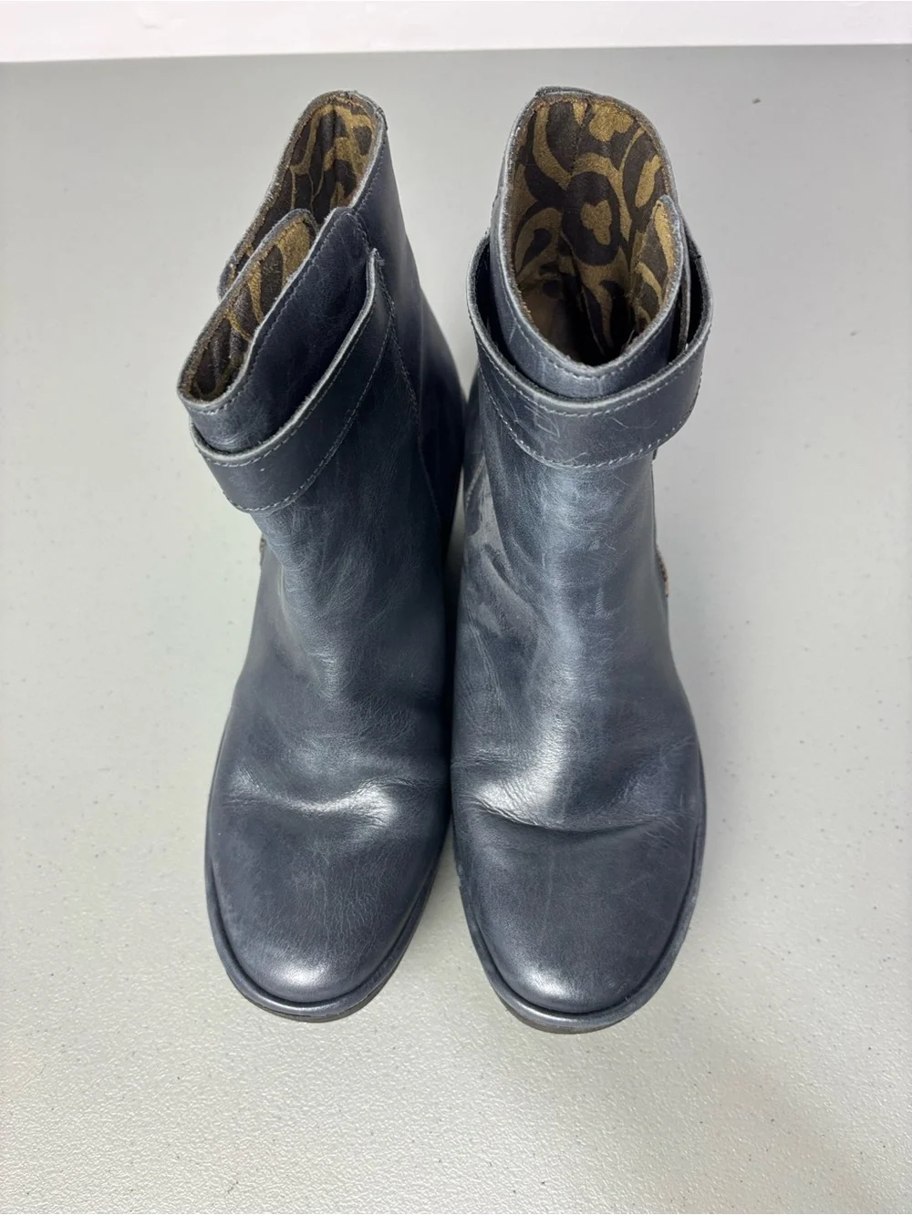 Fly London Yava Ankle Boot Wedge Bootie Blue  39 EU/ 8-8.5 US Biker Fashion